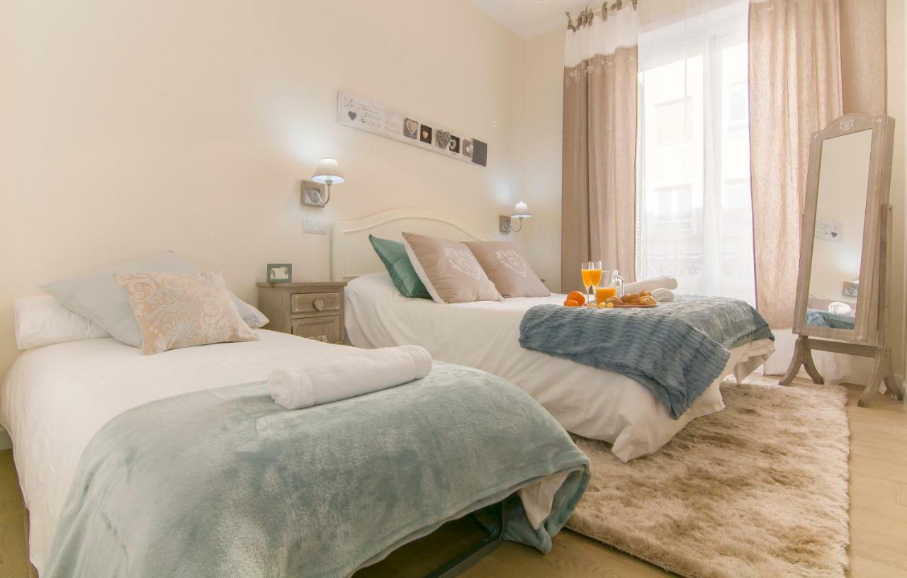 Sol Luxury Suites Madrid Ngoại thất bức ảnh