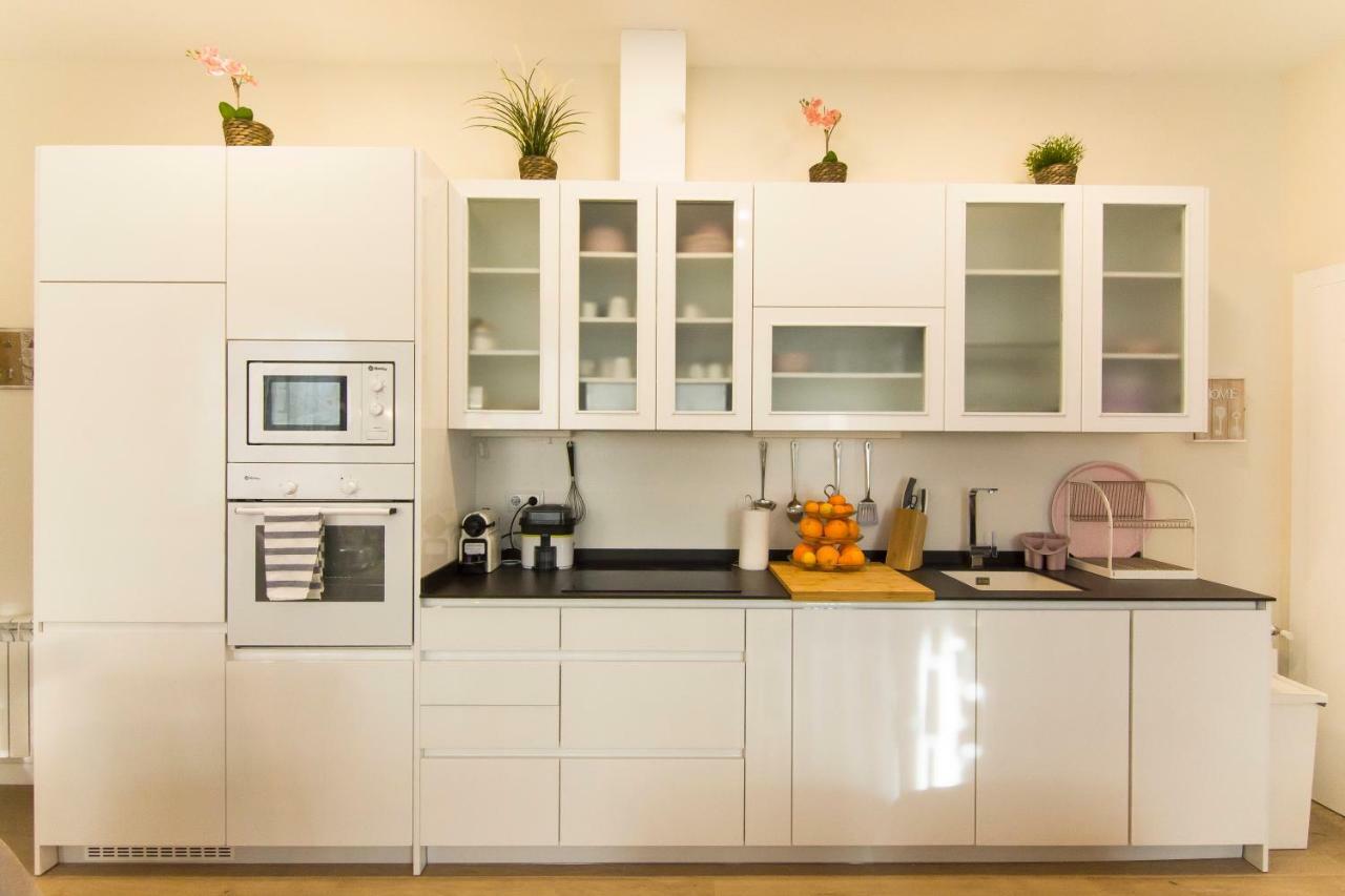 Sol Luxury Suites Madrid Ngoại thất bức ảnh