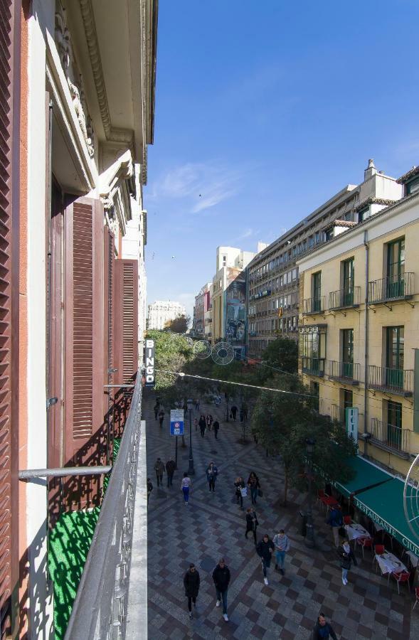 Sol Luxury Suites Madrid Ngoại thất bức ảnh