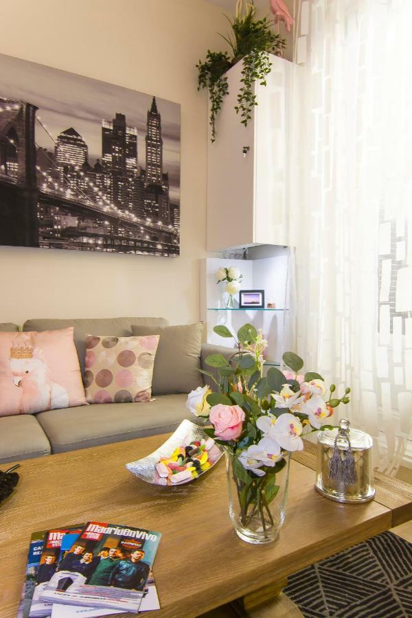Sol Luxury Suites Madrid Ngoại thất bức ảnh