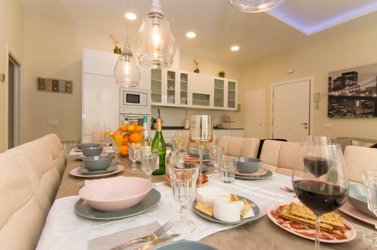 Sol Luxury Suites Madrid Ngoại thất bức ảnh