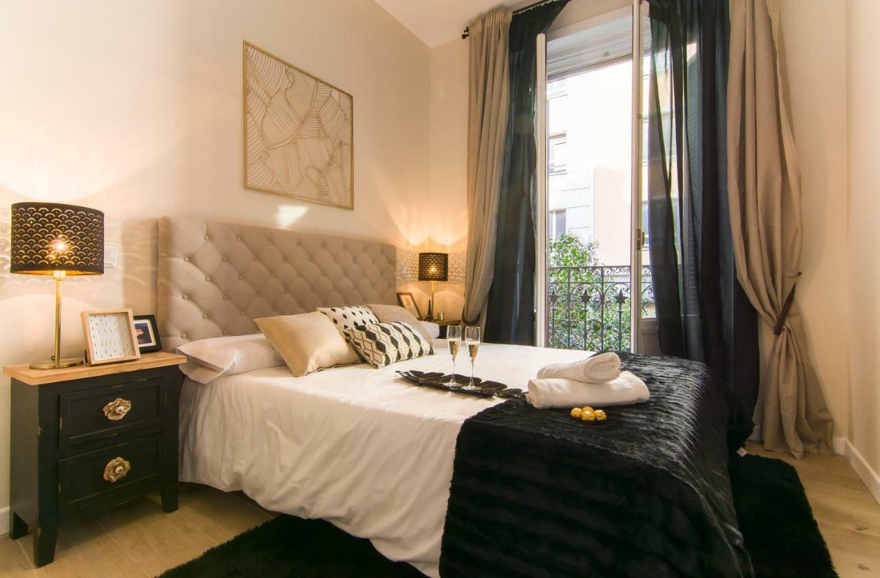 Sol Luxury Suites Madrid Ngoại thất bức ảnh