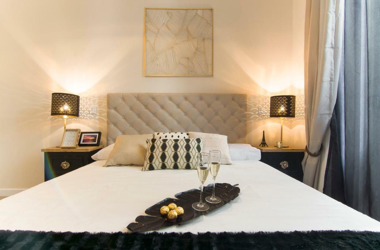 Sol Luxury Suites Madrid Ngoại thất bức ảnh